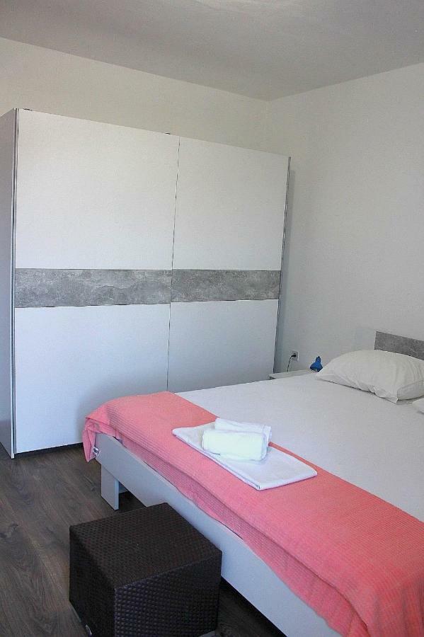 Apartments Markov ムルテル エクステリア 写真